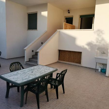 Via Alessandria Hotel Racale Kültér fotó