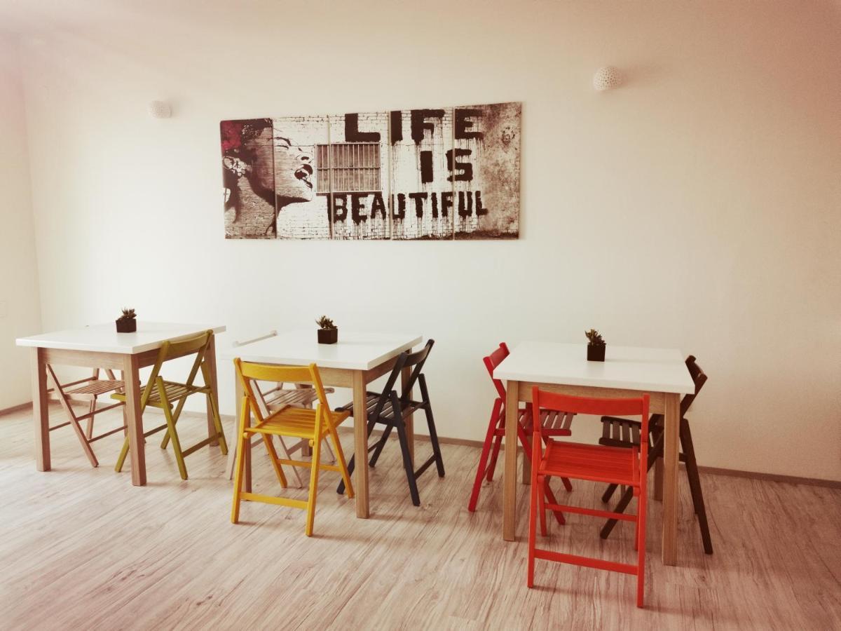 Via Alessandria Hotel Racale Kültér fotó