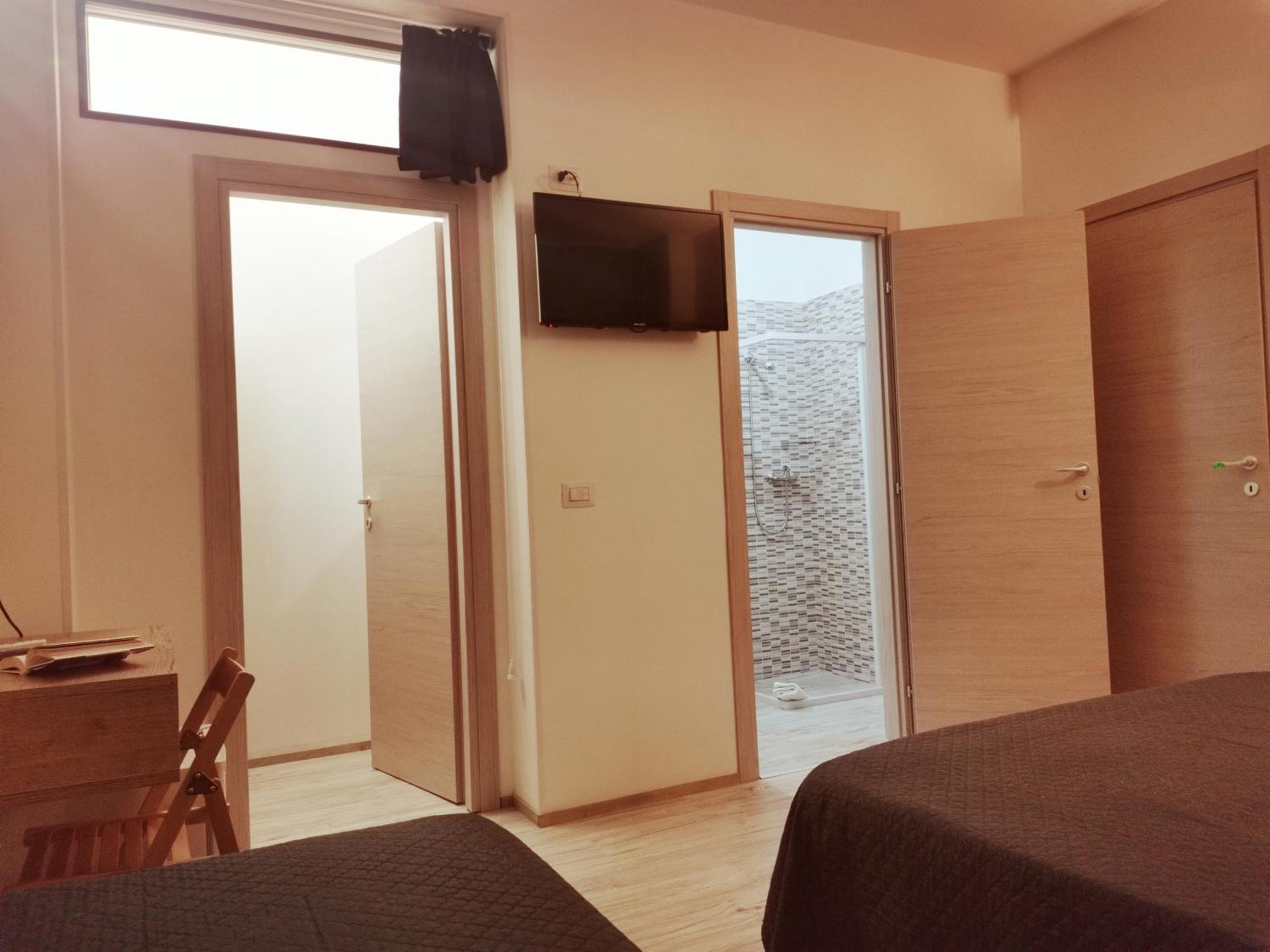 Via Alessandria Hotel Racale Szoba fotó
