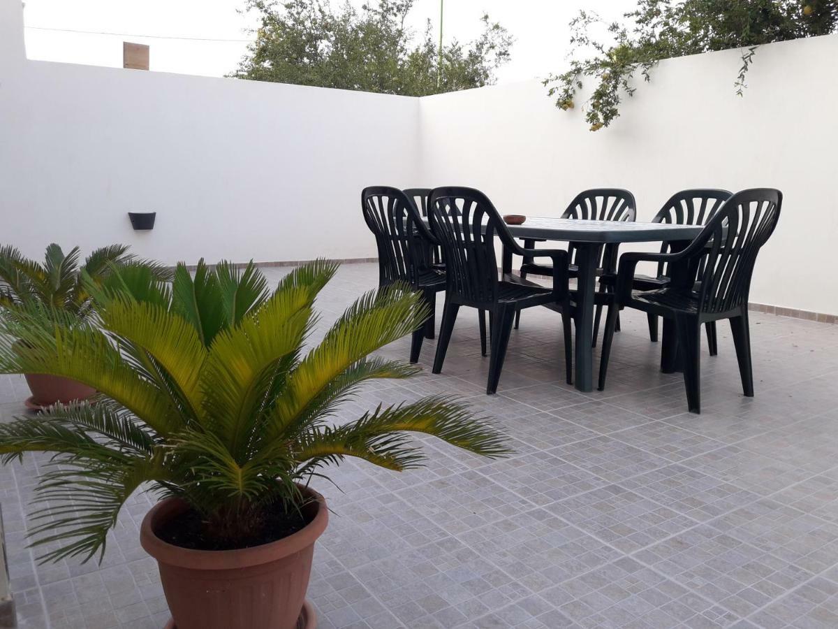 Via Alessandria Hotel Racale Kültér fotó