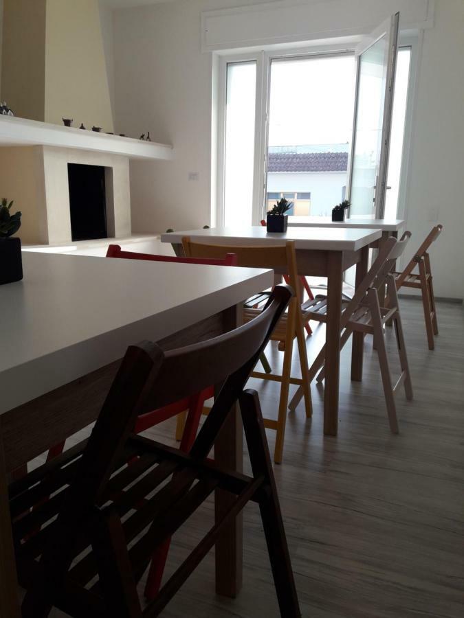 Via Alessandria Hotel Racale Kültér fotó